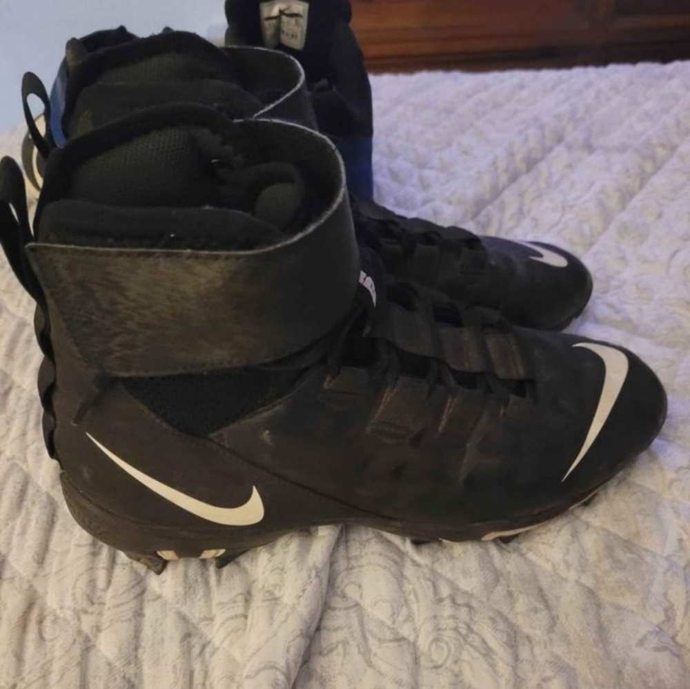 Nike Football cleats size 9